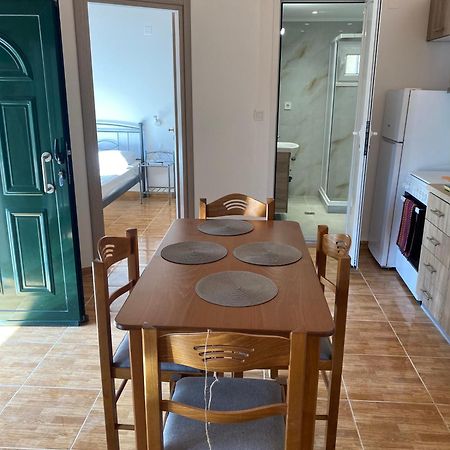 Babis Apartment Ayios Nikitas Ngoại thất bức ảnh
