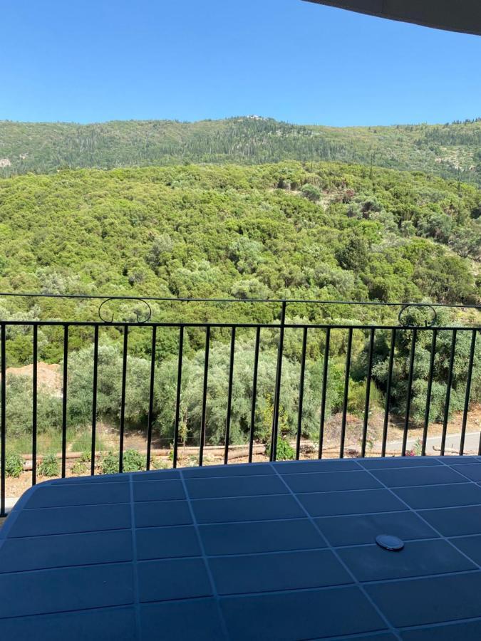 Babis Apartment Ayios Nikitas Ngoại thất bức ảnh