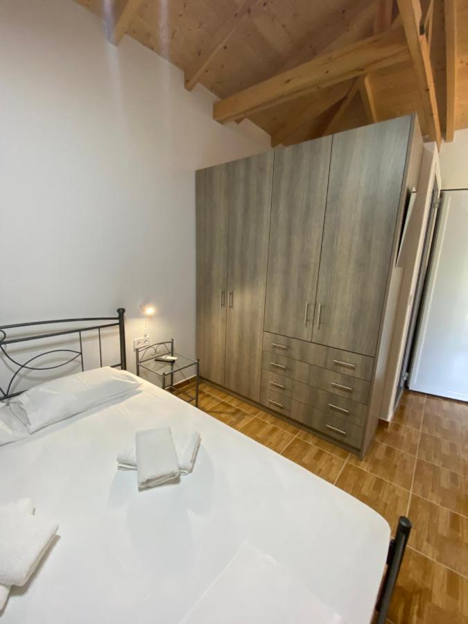 Babis Apartment Ayios Nikitas Ngoại thất bức ảnh