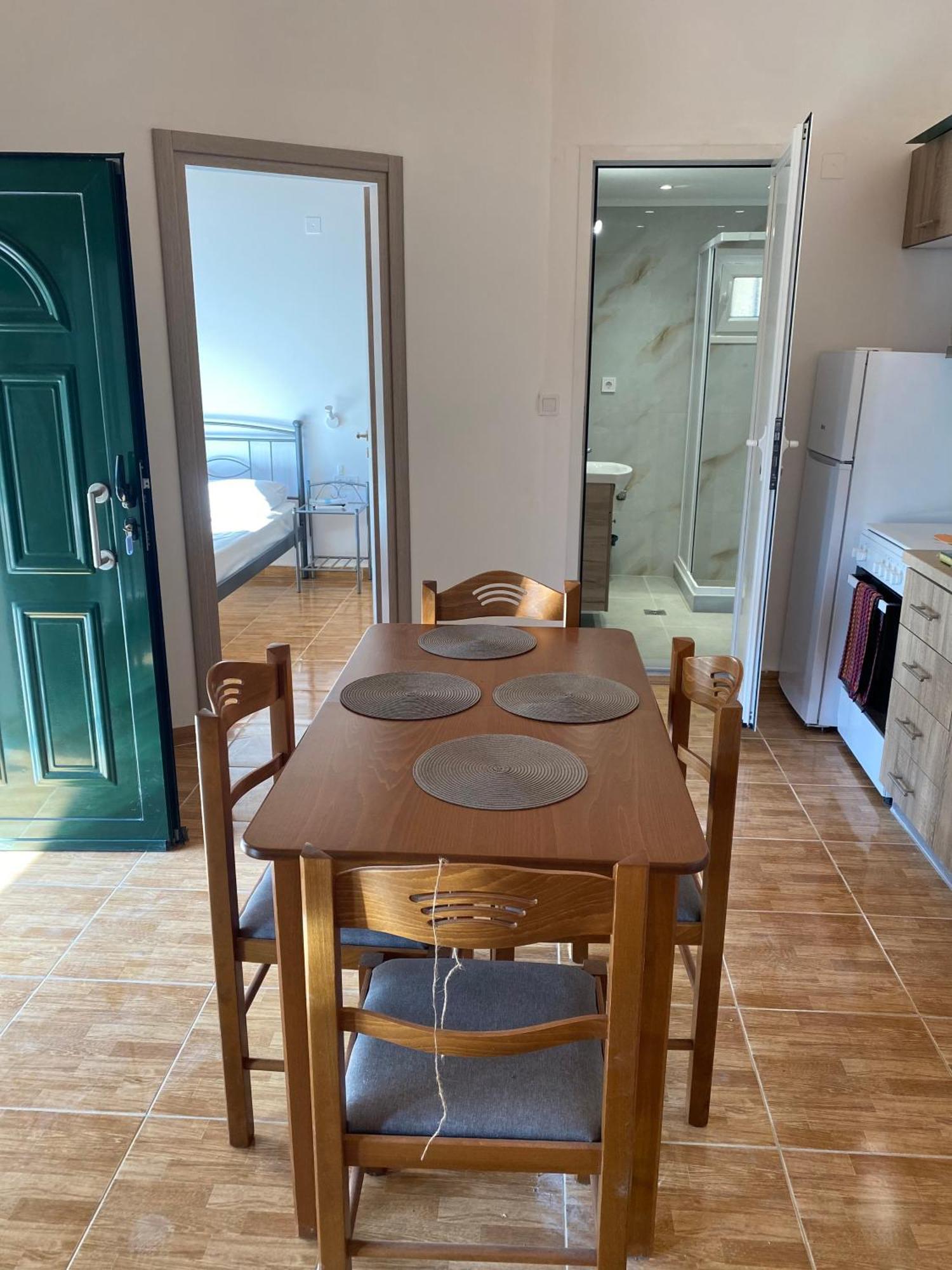 Babis Apartment Ayios Nikitas Ngoại thất bức ảnh
